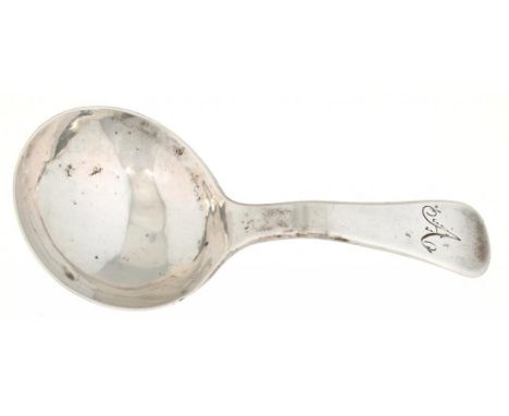 A GEORGE IV SILVER CADDY SPOON, WITH ROUND BOWL, INITIALLED A, 8CM L, MAKER'S MARK RUBBED, BIRMINGHAM 1825, 8DWTS