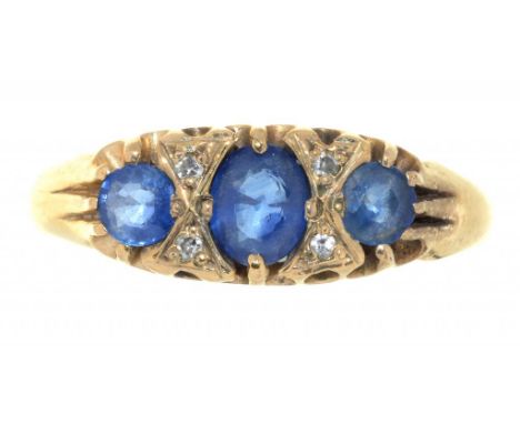 A SAPPHIRE AND DIAMOND RING IN 9CT GOLD, BIRMINGHAM 1994, 2.2G, SIZE K ½++GOOD CONDITION