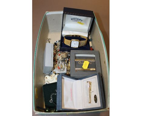 A TRAY OF COSTUME JEWELLERY TO INCLUDE A ROTARY WATCH