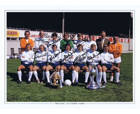 Autographed Derby County 1972 Photo-Edition : Col, Measuring 16 X 12 Depicting Derby County Players And Coaching Staff Posing