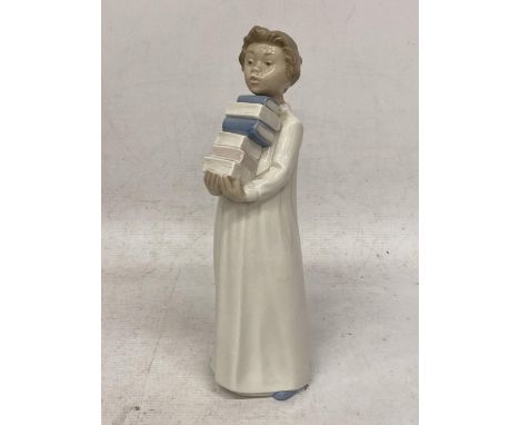 A NAO LLADRO FIGURE OF A BOY CARRYING BOOKS 