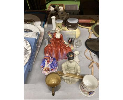 A MIXED LOT TO INCLUDE ROYAL DOULTON MONICA HN1467, FURTHER A/F DOULTON LADY ON SOFA, ORIENTAL FIGURE, FURTHER CERAMICS ETC 