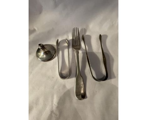 A GROUP OF FOUR SILVER ITEMS - A VICTORIAN SILVER FORK, GEORGIAN SILVER SUGAR TONGS, SHEFFIELD SILVER TONGS AND A SILVER WEIG