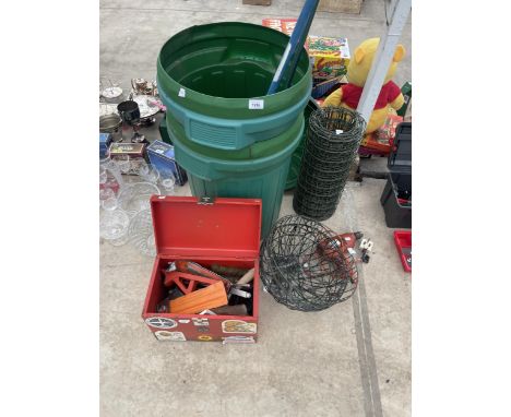 AN ASSORTMENT OF TOOLS TO INCLUDE HANGING BASKETS, HAND TOOLS AND TWO DUSTBINS ETC 
