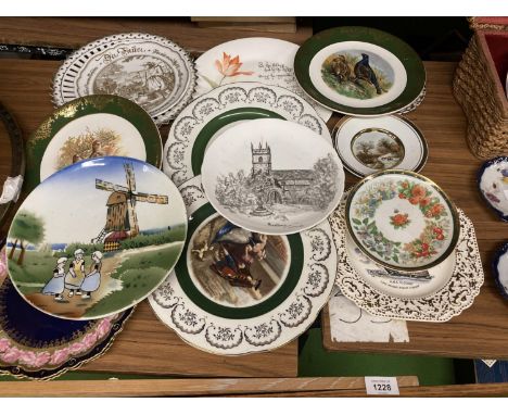 A COLLECTION OF CERAMIC PLATES TO INCLUDE PAIR OF AUSTRIAN EXAMPLES 
