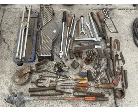 AN ASSORTMENT OF TOOLS TO INCLUDE SPANNERS AND SCREW DRIVERS ETC 