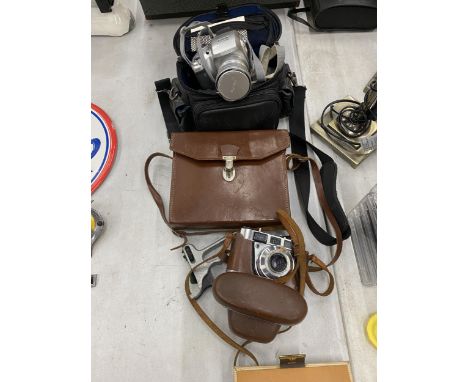 A VINTAGE RETINETTE CAMERA IN LEATHER CASE, AN ADMIRA 8F CINE CAMERA IN LEATHER CASE AND A FUJIFILM DIGITAL CAMERA S3000 IN C
