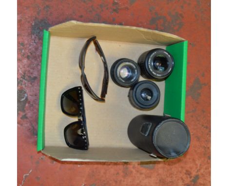 POLICE > 4 various camera lenses and two pairs of sunglasses [VAT ON HAMMER PRICE] [NO RESERVE]