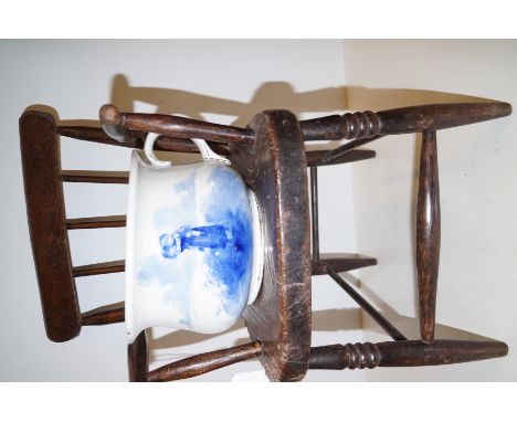 Childs commode with chamber pot