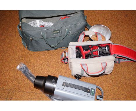 Photo Light and stand, vintage cameras and others 
