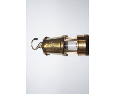 Miners lamp - 15cm including hook (boxed)