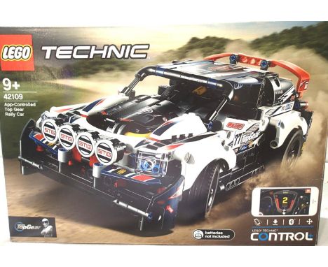 Lego 42109 Technic App controlled Top Gear rally car. P&amp;P Group 3 (£25+VAT for the first lot and £5+VAT for subsequent lo