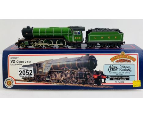 Bachmann OO Gauge LNER V2 Locomotive Boxed - P&amp;P Group 1 (£14+VAT for the first lot and £1+VAT for subsequent lots) 