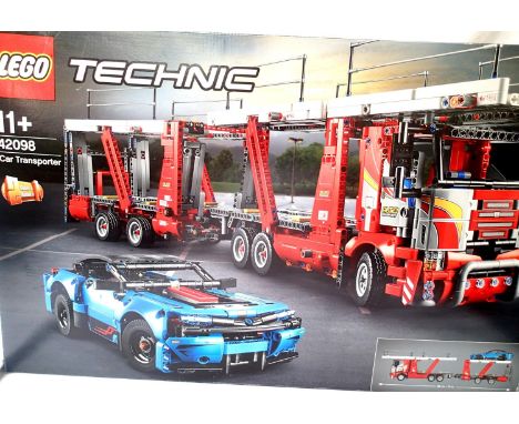 Lego 42098 Technic car transporter. P&amp;P Group 3 (£25+VAT for the first lot and £5+VAT for subsequent lots) 