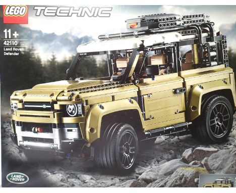 Lego 42110 Technic Land Rover Defender. P&amp;P Group 3 (£25+VAT for the first lot and £5+VAT for subsequent lots) 