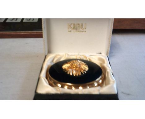 Ladies Compact-'Kigu' ladies powder compact, highly decorated and a music box, boxed, and in very good condition