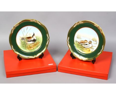 Two boxed Spode ornithological handpainted cabinet plates by V. Burndred from the game bird series, Pintail and Lapwing.