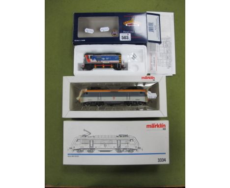 A Boxed Marklin HO3334 Continental Electric Locomotive, slight paint chips, along with a boxed Bachmann 32-102X Class 08 Shun