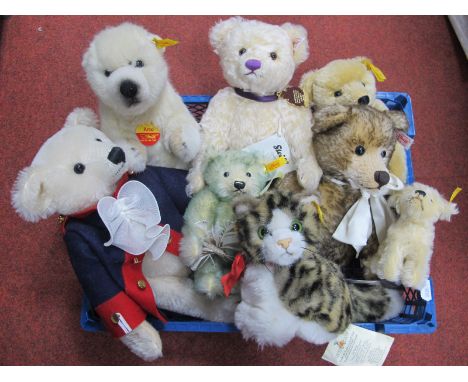 Steiff Bears: Eight Bears, to include 'Arco'. 'Teddy Fruhing 18 Mit Schmetterling', 'Kitten', 'Retriever II Moh Blond Sitzend