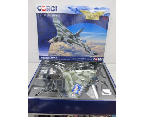 Corgi The Aviation Archive #AA27204 1:72 Scale Diecast Model Avro Vulcan B.2, XM575, RAF No.101&nbsp; Squadron, Waddington Wi