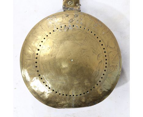 The circular brass cover decorated with the inscription  'THE ARMES OF SCOTLAND', around a crowned thistle and the royal ciph