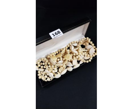 QUANTITY OF VINTAGE IVORY/BONE JEWELLERY