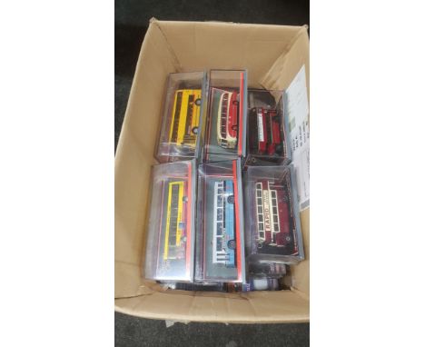 BOX LOT OF MODEL BUSES TO INCLUDE CORGI LIMITED EDITION
