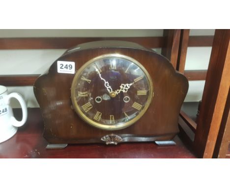 MANTLE CLOCK