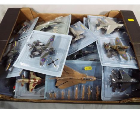 GE Fabbri - twenty 1:100 scale diecast model Aircraft, mint in sealed blister packs - Est £30 - £40