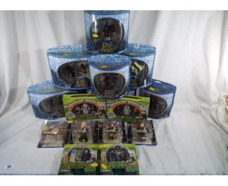 Lord of the Rings - a large collection of Lord of the Ring collectable toys to include Armies of Middle Earth sealed in origi