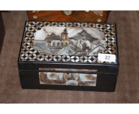 An Oriental mother of pearl inlaid trinket box AF