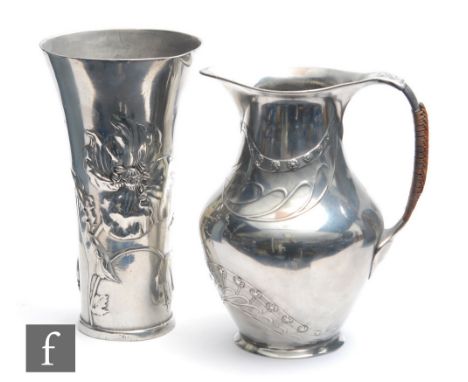 Two Art Nouveau&nbsp;Kayserzinn polished pewter items, to include a trumpet form flared vase cast with stylised poppy design,