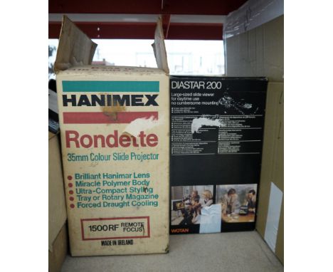 Hanimex Rondette 35mm colour slide projector, Diastar 200 large-sized slide viewer along with a collection of LPs to include 