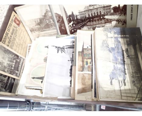Box of mixed vintage postcards 