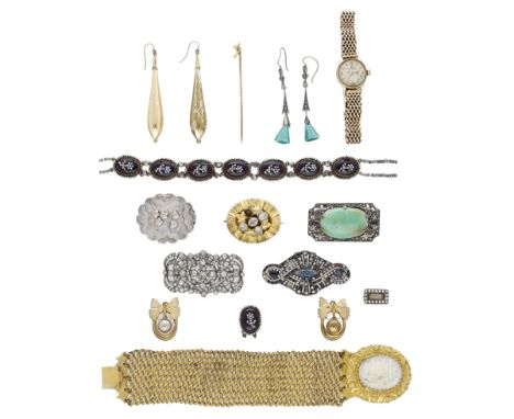 A collection of jewellery and costume jewellery including a pair of green paste ear pendants (broken), a gilt metal mesh-link