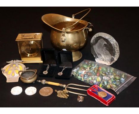 Mixed Lot Of Collectables To Include AA Badge Numbered 0S01805, Bag Of Marbles, Brass Coal Bucket, White Metal Pendants, 1952