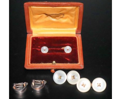 Pair Of Gents Continental Gold &amp; mother Of Pearl Buttons, Housed In An Emil Jager Prague Tan Leather Silk Lined Box, Toge