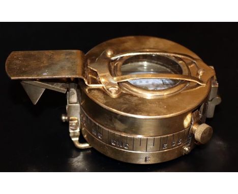 Military Compass, Brass Cased, T.G. Co Ltd London NA266322 1940 MKIII, Arrow 