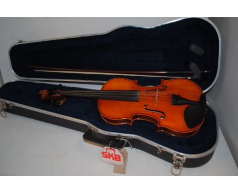 Violin, Westbury with bow and black SKB case very good condition