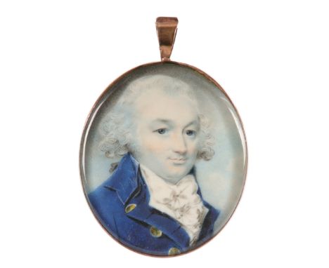 λEnglish School 18th Century Portrait miniature of a gentleman in a blue coat with gold buttons Oval, in a gilt metal frame 4