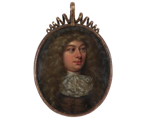 English School Late 17th Century Portrait miniature of a gentleman wearing a lace collar and long wig On copper, oval, in a g
