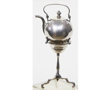   Miniatur-Kessel mit Stand.  Silber, 84 g. Der dreibeinige Stand mit hohem Balusterschaft und Kohlebecken; der gebauchte Kes