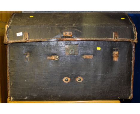 DOME TOP TRUNK