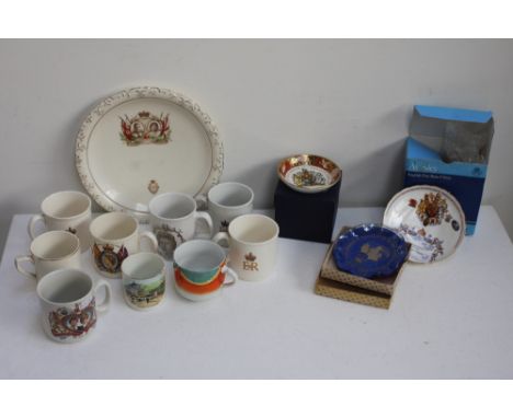 A quantity of commemorative ware to include Royal Worcester, Aynsley, Chance glass, Minton, Burlingtonware, J. Kent Ltd and J