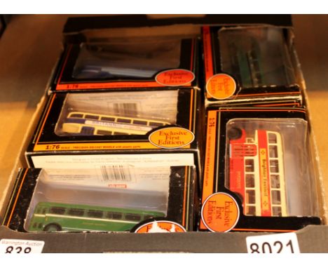 Five EFE OO scale model buses in original boxes