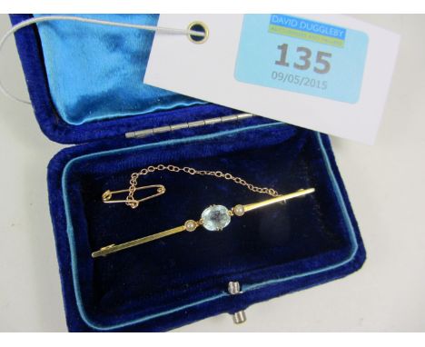 Aquamarine and seed pearl bar brooch stamped 15ct