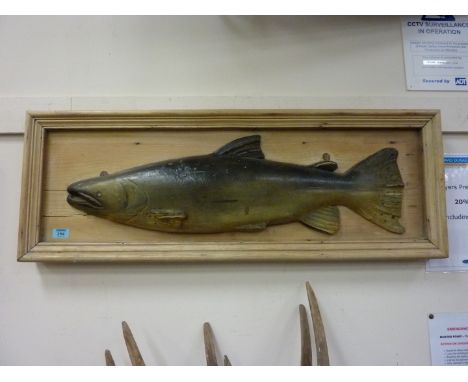 Pine panel with moulded fish decoration L100cm 