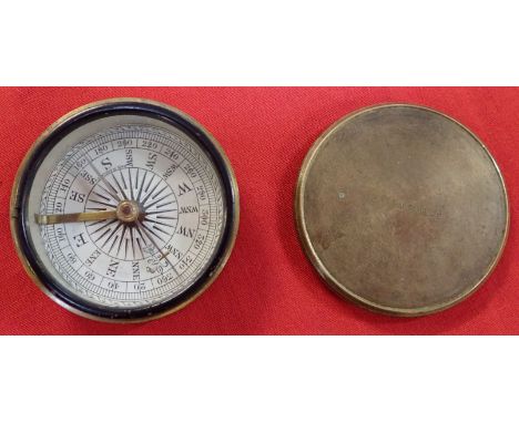 WW2 era brass Prismatic compass. 2-piece Brass circular 4.7cm wide housing with made in England stamped top cover, internal s