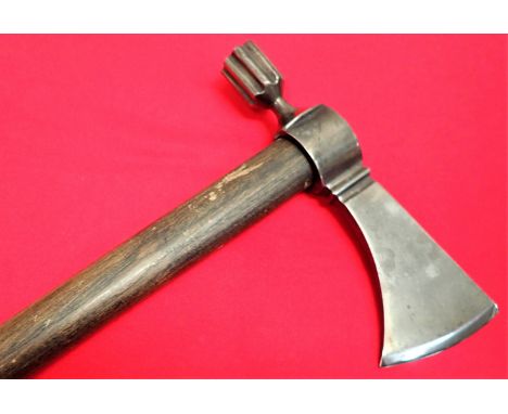Working Replica Indian Tomahawk Peace Pipe Blued Metal. Blued metal, 16.5cm x 6cm long tomahawk head, unsharpened, with minor
