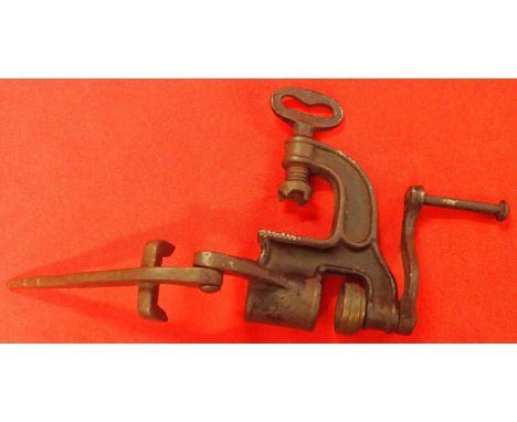 Vintage hand loader powder measure tool shotgun shell. All steel, bench mounted shotgun shell hand loading tool, missing wood
